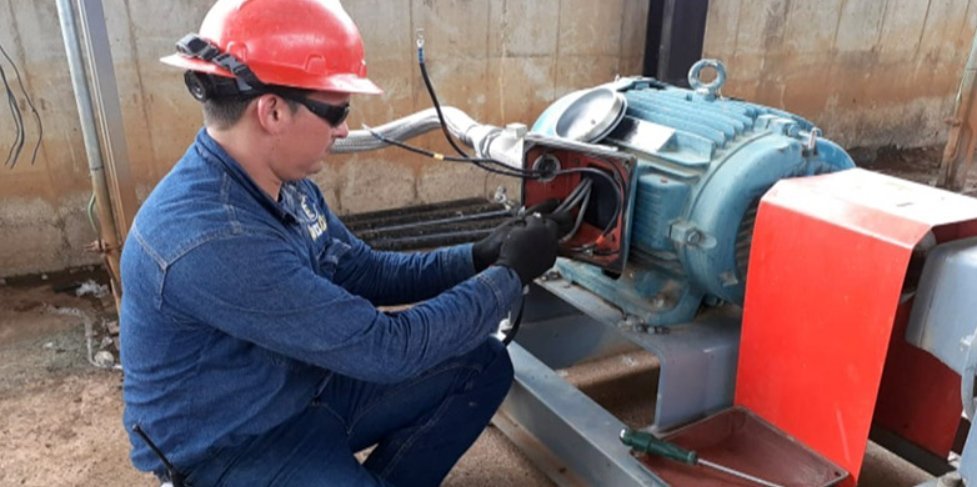 Obra electromecánica montaje integración equipos industriales campo
